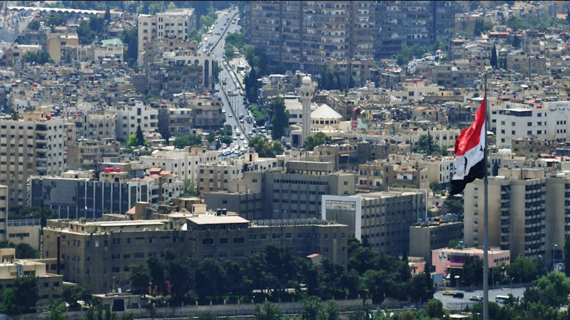 تحقيق استقصائي يكشف عن شبكات أمنية لـ "تزور" ملكية العقارات في سوريا