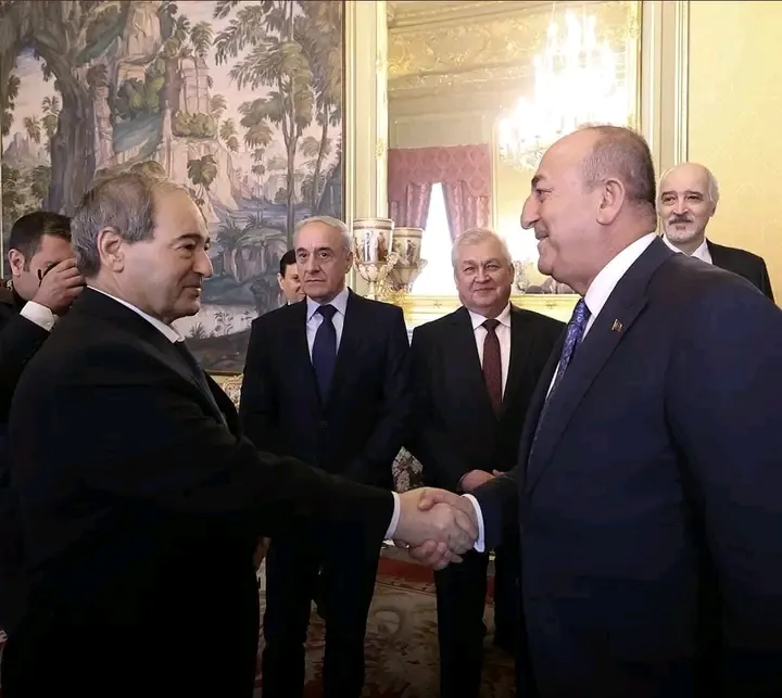 أوغلو: اجتماع قريب لإعداد خارطة طريق لتطبيع العلاقات بين تركيا وسوريا