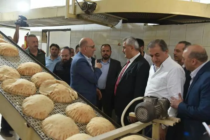 وزير تموين النظام يستفز الموالين بحديثه عن جودة الخبز في حلب