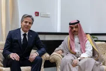 وزير الخارجية السعودي لـ "بلينكن": حل الأزمة في سوريا يتطلب الحوار مع دمشق