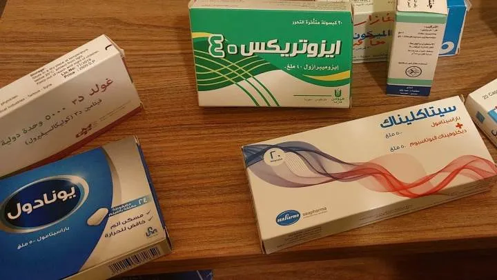 رغم تحذيرات الأطباء .. مسؤول صيادلة النظام بدمشق ينفي قلة فعالية الدواء الوطني