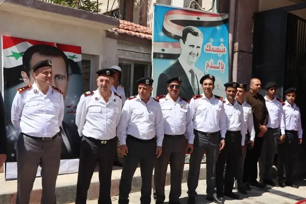 داخلية الأسد تعتقل شخص بتهمة انتحال صفة موظف بشركة تديرها "أسماء الأسد"