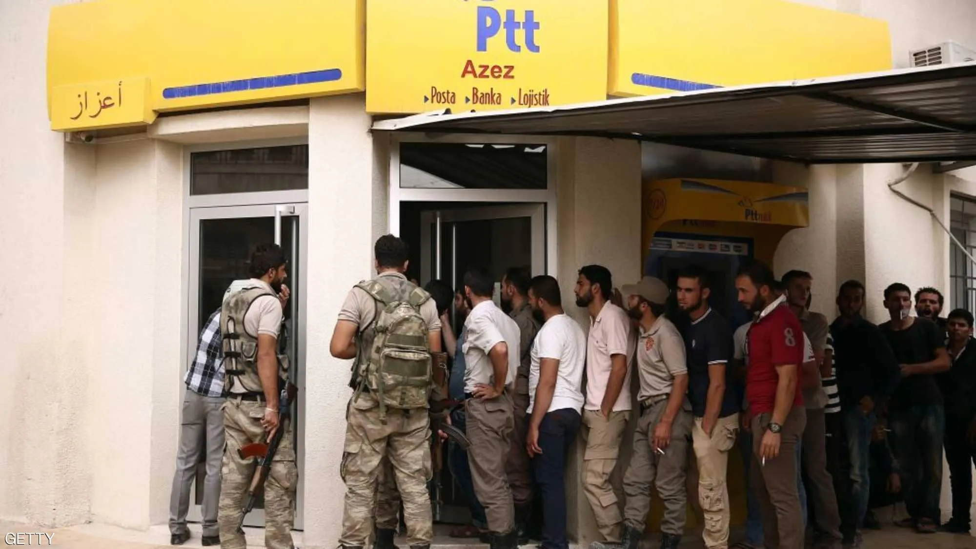 شكاوى وانتقادات من ظاهرة الازدحام على مراكز الـ PTT بريف حلب