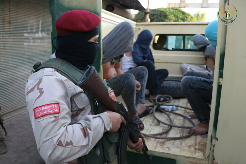"الجيش الوطني" يعلن ضبط متورطين بترويج وتجارة المخدرات شمالي حلب