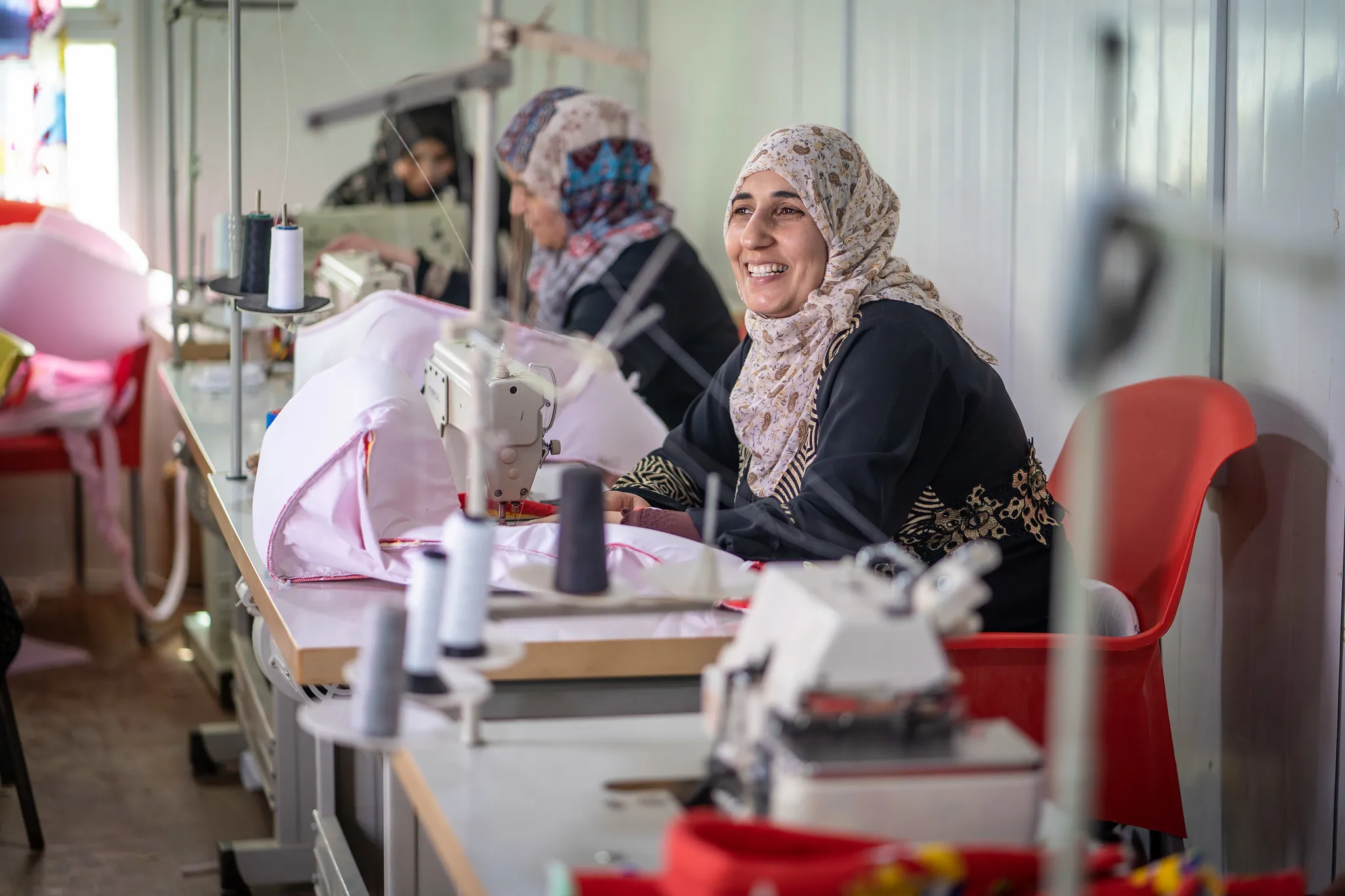 "البنك الدولي" يُشيد بنتائج مشروع تعزيز "الفرص الاقتصادية للأردنيين واللاجئين السوريين"