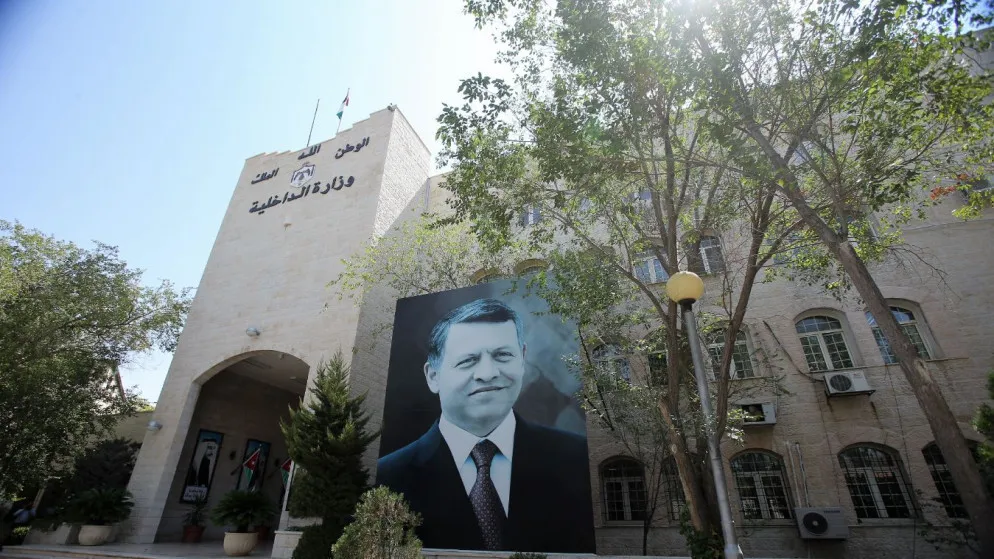 "الخارجية الأردنية" تكشف عدد تأشيرات الدخول السياحية للسوريين إلى الأردن منذ عام 2021