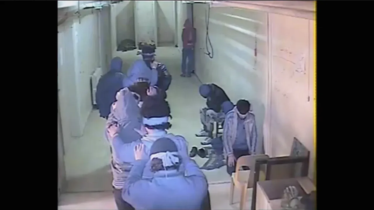 فظائع "داعـ ـش" تكشفها كمرات مراقبة في مشفى أطفال بحلب استخدمه كسجن عام 2013 