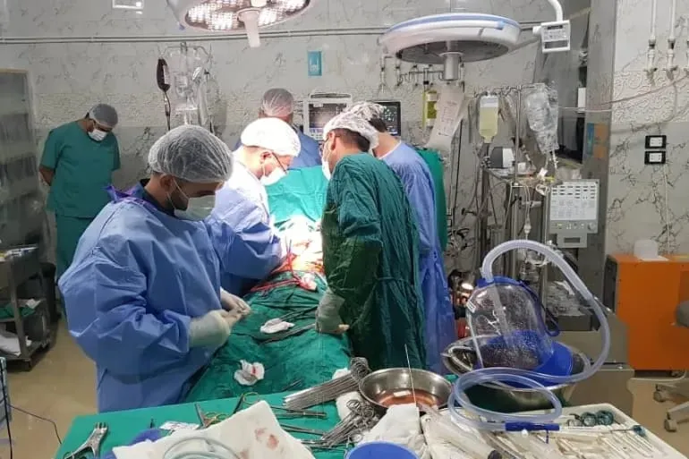 مسؤول طبي يكشف تزايد طلبات الحصول على وثيقة سفر خارج سوريا
