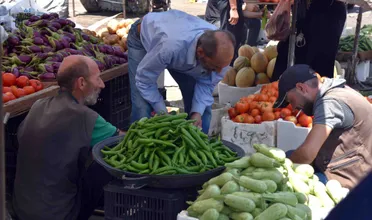 غلاء سلع ومواد متنوعة في سوريا.. النظام يبرر بالحرب في لبنان