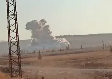 غارات اسرائيلية متواصلة على الجنوب السوري تستهدف تلال ومقرات عسكرية