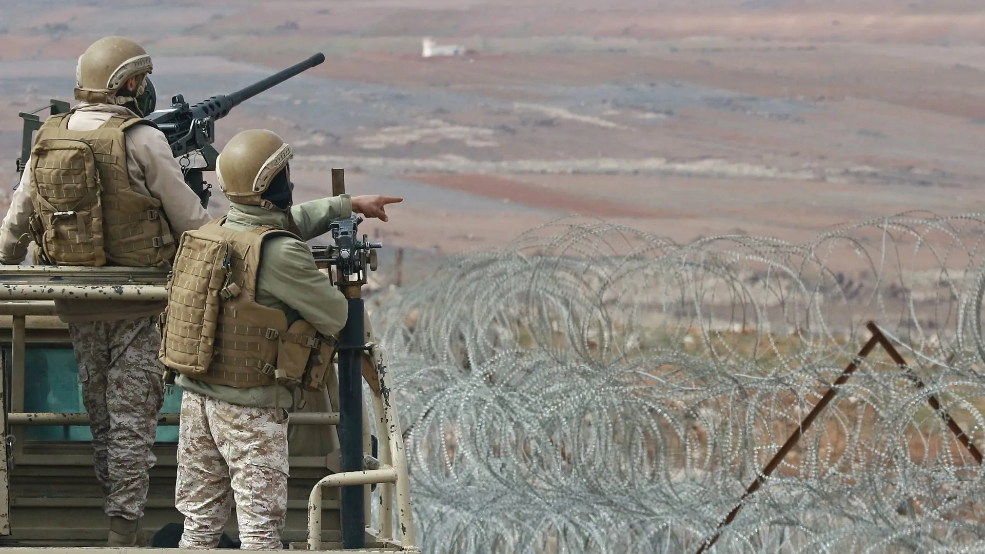 الجيش الأردني يُفشل محاولة تهريب مخدرات ويقتل مهربين