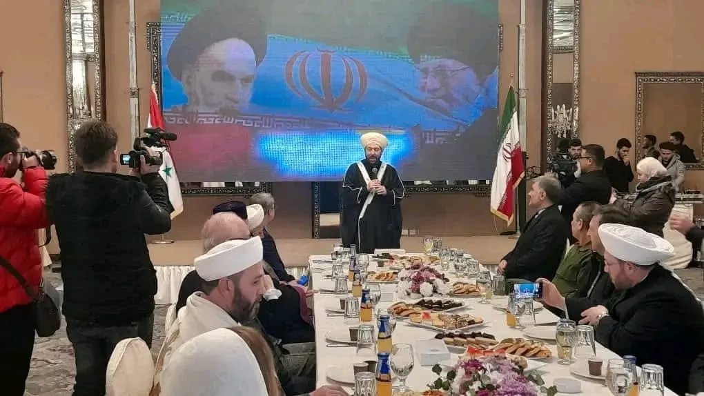 بحضور مسؤولي النظام.. إيران تحتفل بذكرى ثورة "الخميني" بدمشق