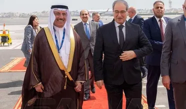 كان في استقبال فيصل المقداد عن وصوله المنامة سفير البحرين في سورية وحيد السيار