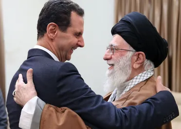 سفير الأسد بـ طهران: "ظرف طارئ" منع "الأسد" من زيارة إيران لتقديم تعازيه بمصرع "رئيسي"