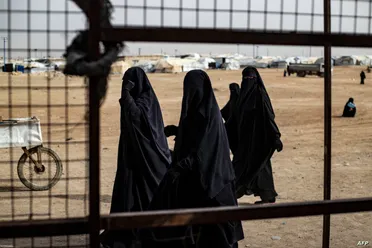 سيدة فرنسية عائدة من سوريا تواجه تهماً بارتكاب جرائم إبادة بحق الأقلية الإيزيدية