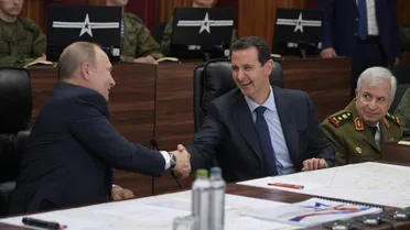"هآرتس": "الأسد" وافق على تنازلات أغضبت إيران وتجاهل استهداف مقراتها بسوريا