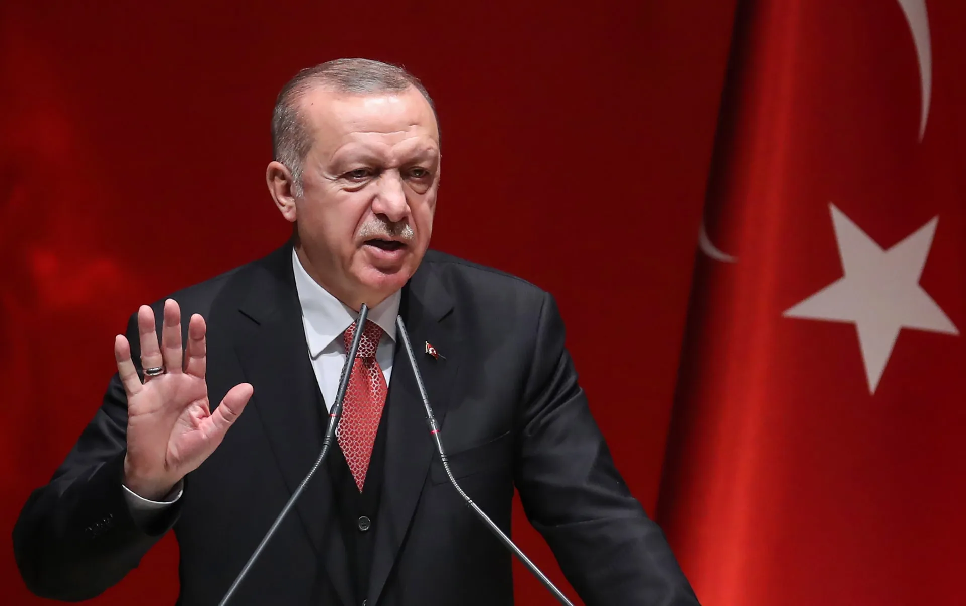 أردوغان يطالب بانسحاب إسرائيل من سوريا وتل أبيب ترد بحدة