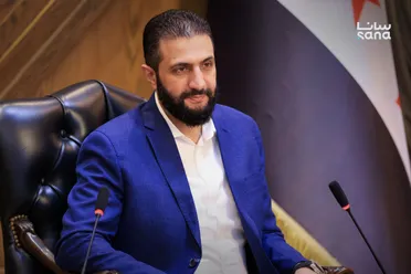 الشرع يصدر مرسوماً يتيح انتقال طلاب الجامعات وتقديم دورة امتحانية إضافية