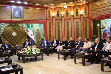 وزير الاقتصاد يبحث واقع القطاعات الإنتاجية في حلب ويستمع لمقترحات الصناعيين