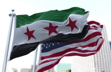 ترمب يمدد حالة الطوارئ الوطنية بشأن سوريا ويشدد على محاسبة نظام الأسد