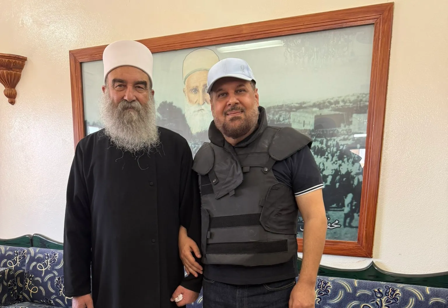 بيان الهجري يكشف الرفض الداخلي له رغم محاولات شرف الدين تحويله لـ "آله" غير قابل للنقد