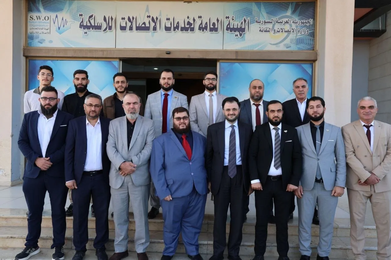 وزير الاتصالات يؤكد على التعاون الحكومي المدروس