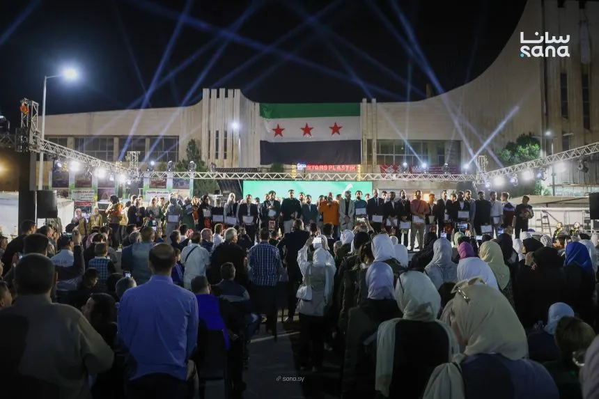 حمص تختتم مهرجان السلام بعد عشرة أيام من الفرح والتكافل