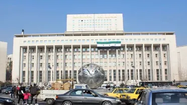 حاكم المصرف المركزي يشيد بالتقدم المالي… وبيمو السعودي الفرنسي يعود إلى سوريا