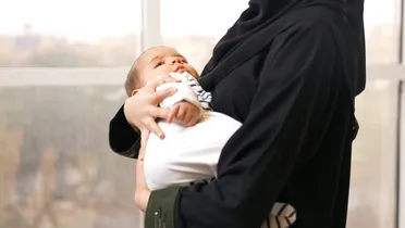 الأمومة والرضاعة الطبيعية في سوريا: تحديات بين الفقر والنزوح