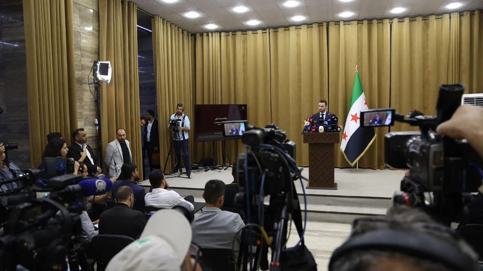 الداخلية تكشف نتائج تحقيقها في شائعات اختطاف النساء بالساحل السوري