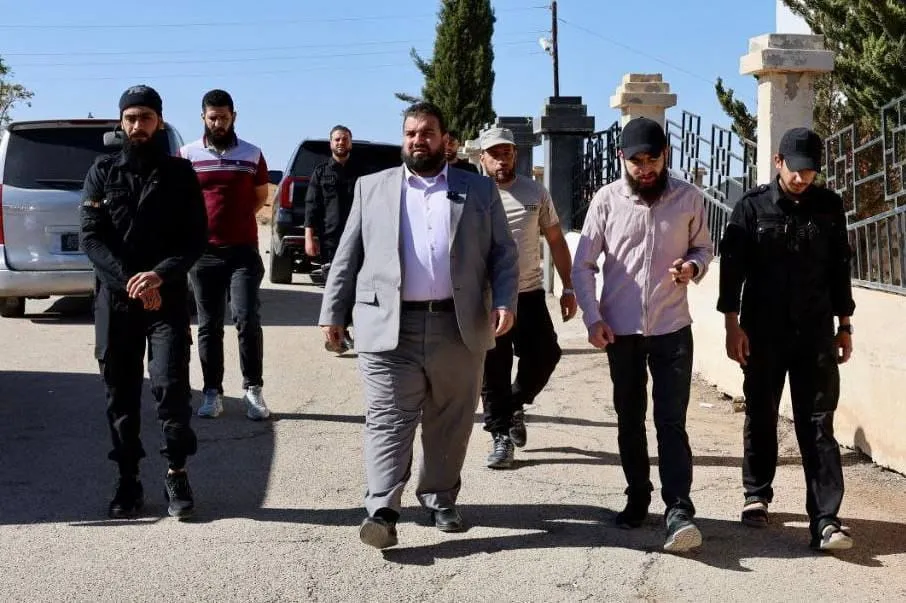 البكور: المدارس بالسويداء ستُفتتح خلال يومين.. وتعليمات بصرف رواتب لـ 29 مديرية