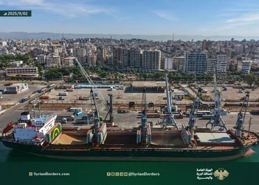وصول باخرة تحمل 23.5 ألف طن من القمح إلى مرفأ اللاذقية