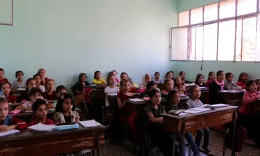 العنف والتوبيخ: الطرق الخاطئة التي تكسر ثقة الطالب بنفسه