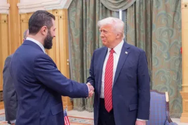 واشنطن تتحرك لإلغاء "قانون قيصر" قبل لقاء الشرع وترامب