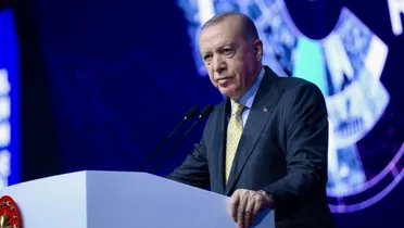أردوغان: قضية اللاجئين استُغلت سياسياً.. وعودة السوريين تتسارع مع استقرار الأوضاع
