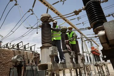 شركتا “جنرال إلكتريك الأمريكية” و”سيمنس الألمانية” تبدآن محادثات لتوريد توربينات كهرباء إلى سوريا