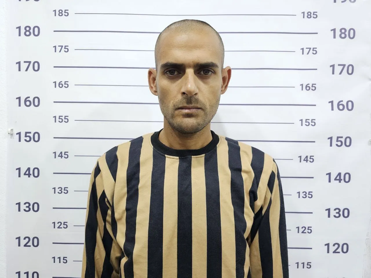 القبض على أحد سجّاني سجن صيدنايا في حلب بمذكرة توقيف صادرة عن النيابة