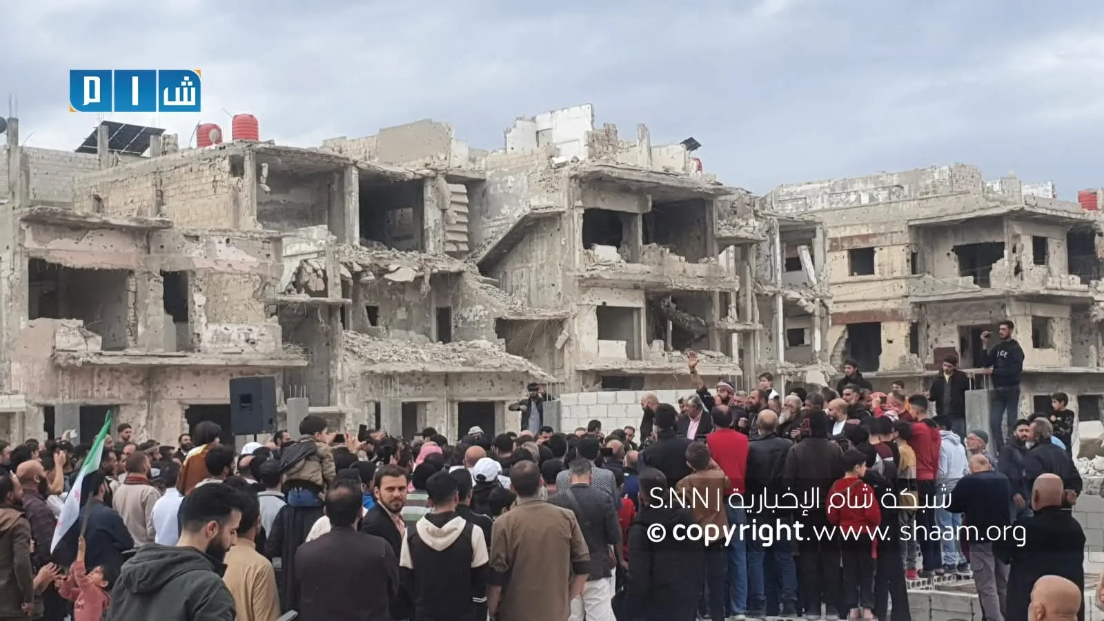 الوقفات الاحتجاجية والشهادات: إرادة السوريين في الدفاع عن حقوقهم ومحاسبة المجرمين