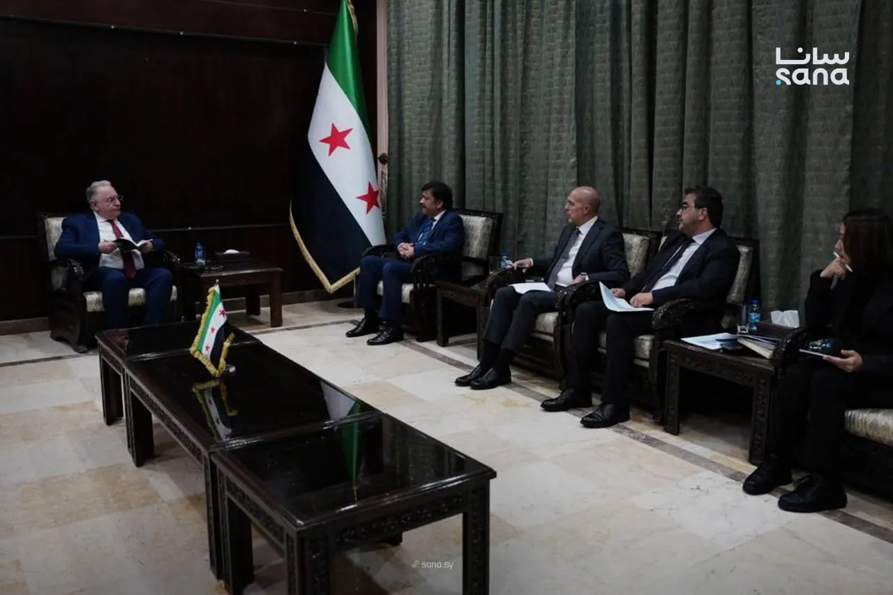 وزير المالية يبحث مع مؤسسة التمويل الدولية دعم القطاع الخاص وجذب الاستثمارات إلى سوريا
