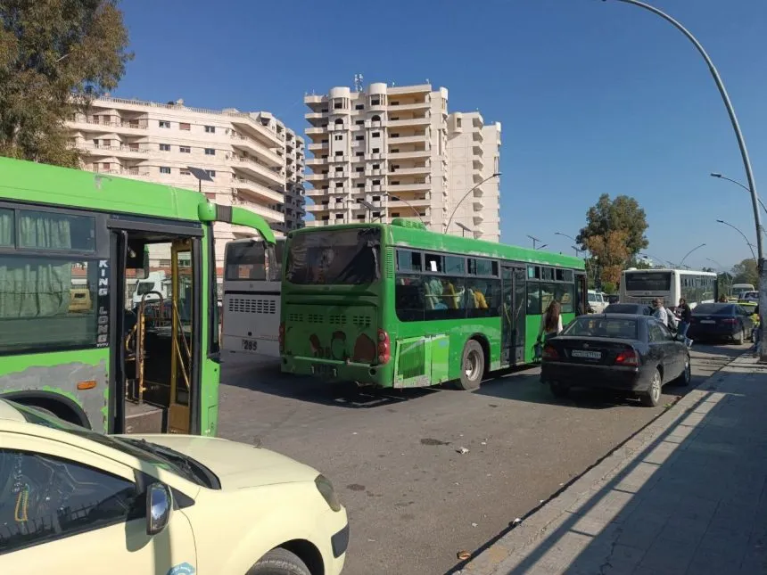 مديرية النقل باللاذقية تخصّص باصات جامعية لتخفيف أعباء النقل عن الطلاب