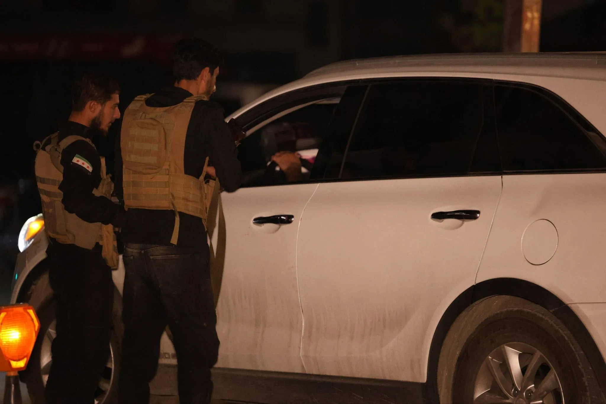 تمديد حظر التجوال في حمص وسط إجراءات أمنية مشددة بعد جريمة زيدل