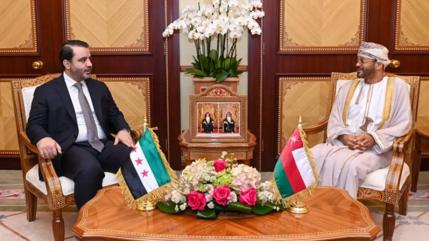 الشيباني يبحث في مسقط تعزيز العلاقات السورية - العُمانية والتطورات الإقليمية
