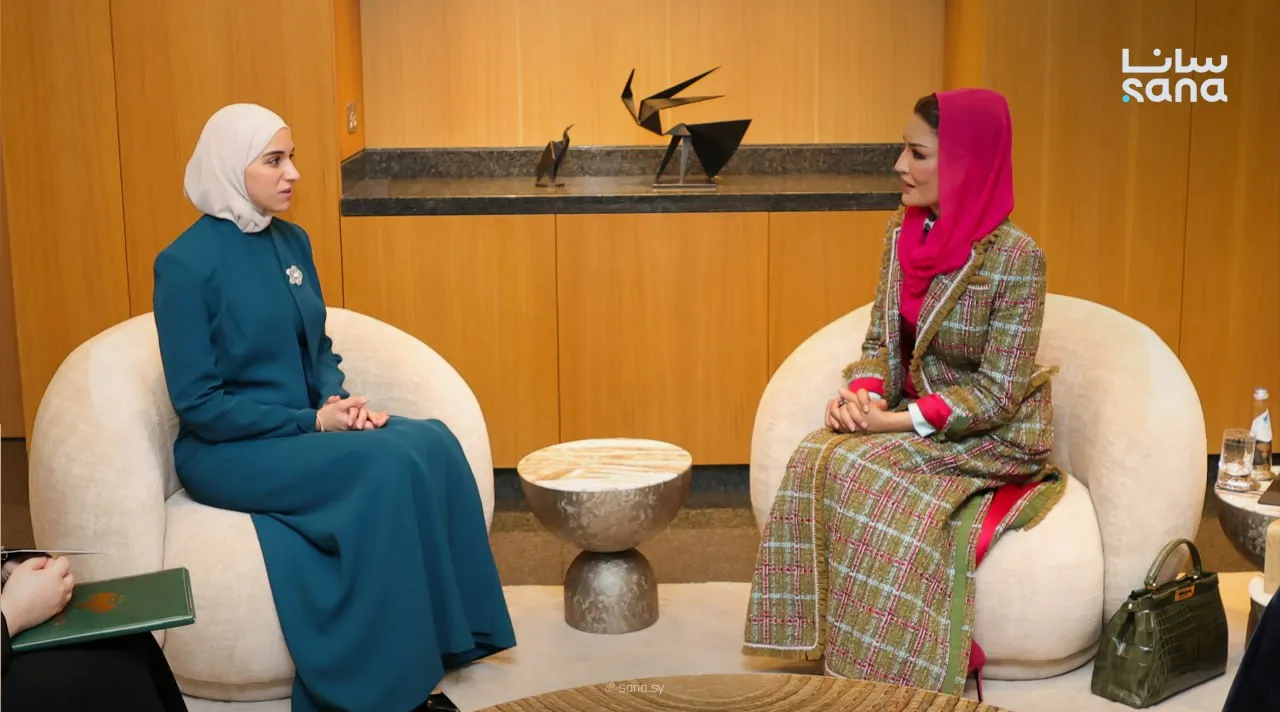 عقيلة "الشرع" تشارك في قمة "وايز" وتبحث سبل التعاون التربوي مع الشيخة موزا