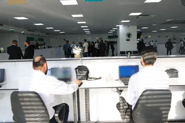 استياء من قرار تحديد مدة جواز السفر بعامين ونصف وتصريحات رسمية تزيد الاحتقان