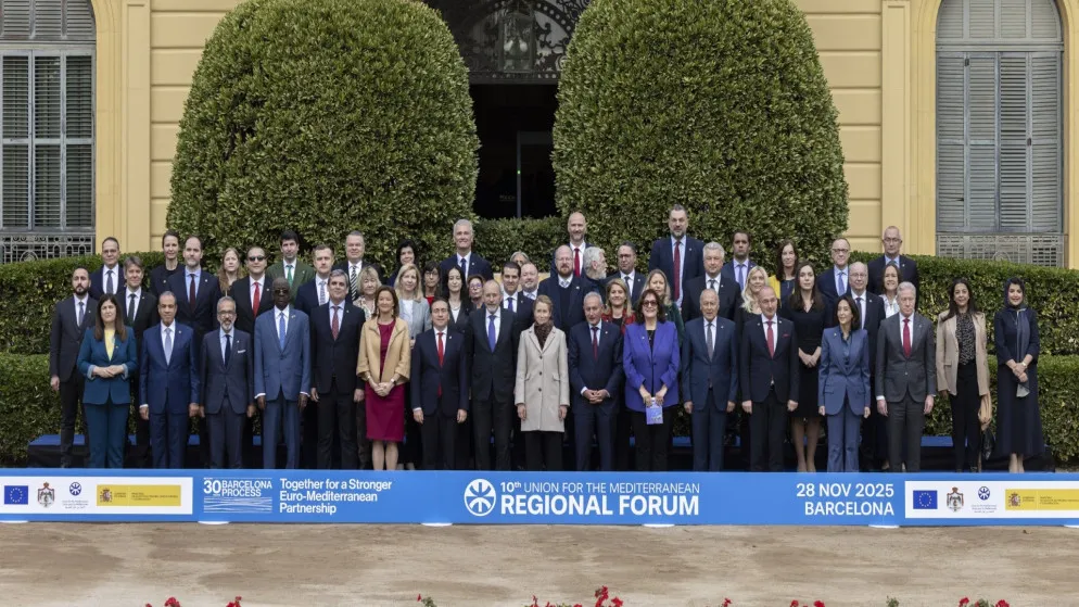 وزراء المتوسط يؤكّدون على دعم دمشق واستقرار الجنوب السوري في بيان برشلونة