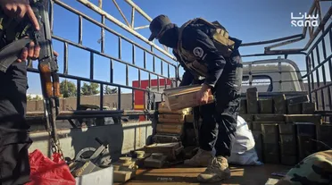 وحدات الأمن في ريف دمشق تداهم مقراً لداعش وتعتقل ثلاثة من عناصره