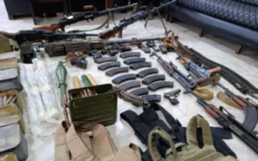 بعمليات أمنية .. "الداخلية" تُعلن توقيف مرتكبي جرائم قتل وابتزاز في درعا وحلب