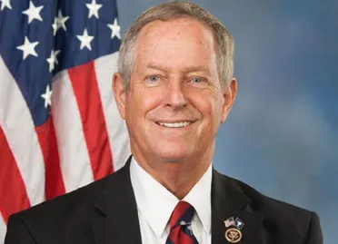 "ويلسون" يشكر النواب على إلغاء قيصر ويؤكد: سنمضي لجعل سوريا عظيمة من جديد