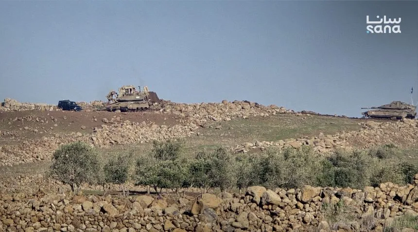 توغل لقوات الاحتلال الإسرائيلي في ريف القنيطرة واعتقال شاب وتجريف أراضٍ