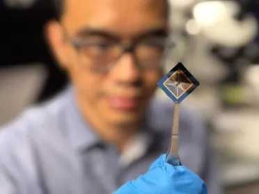 تكنولوجيا: علماء يكشفون عن شريحة دماغية متطورة للتواصل المباشر بين الدماغ والحاسوب